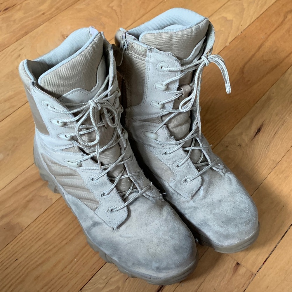 Bates Light Gray High-Top Boots